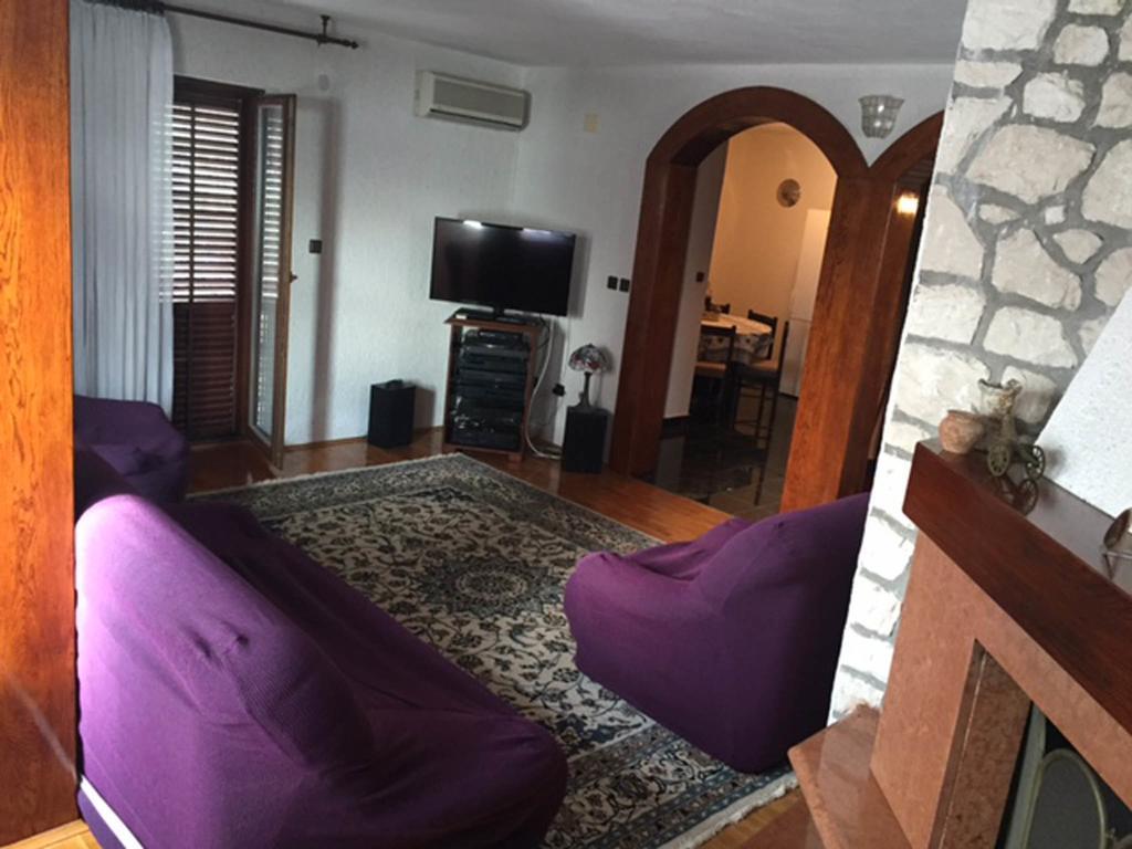 Butterfly Holiday Home Tonkica Betina  Extérieur photo
